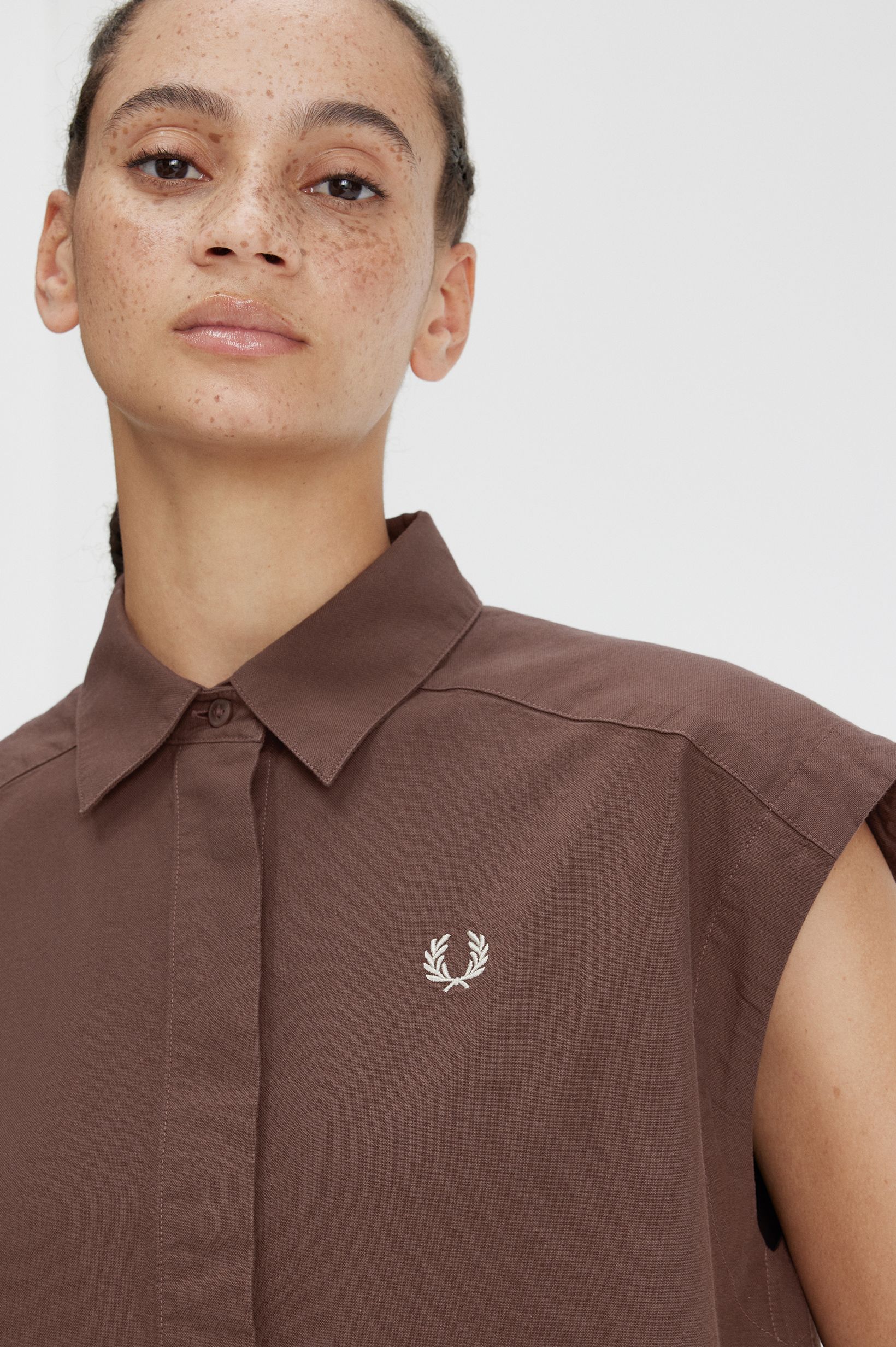 Fred Perry - SLEEVELESS SHIRT DRESS - Carrington Brick Fred Perry - SLEEVELESS SHIRT DRESS - Carrington Brick