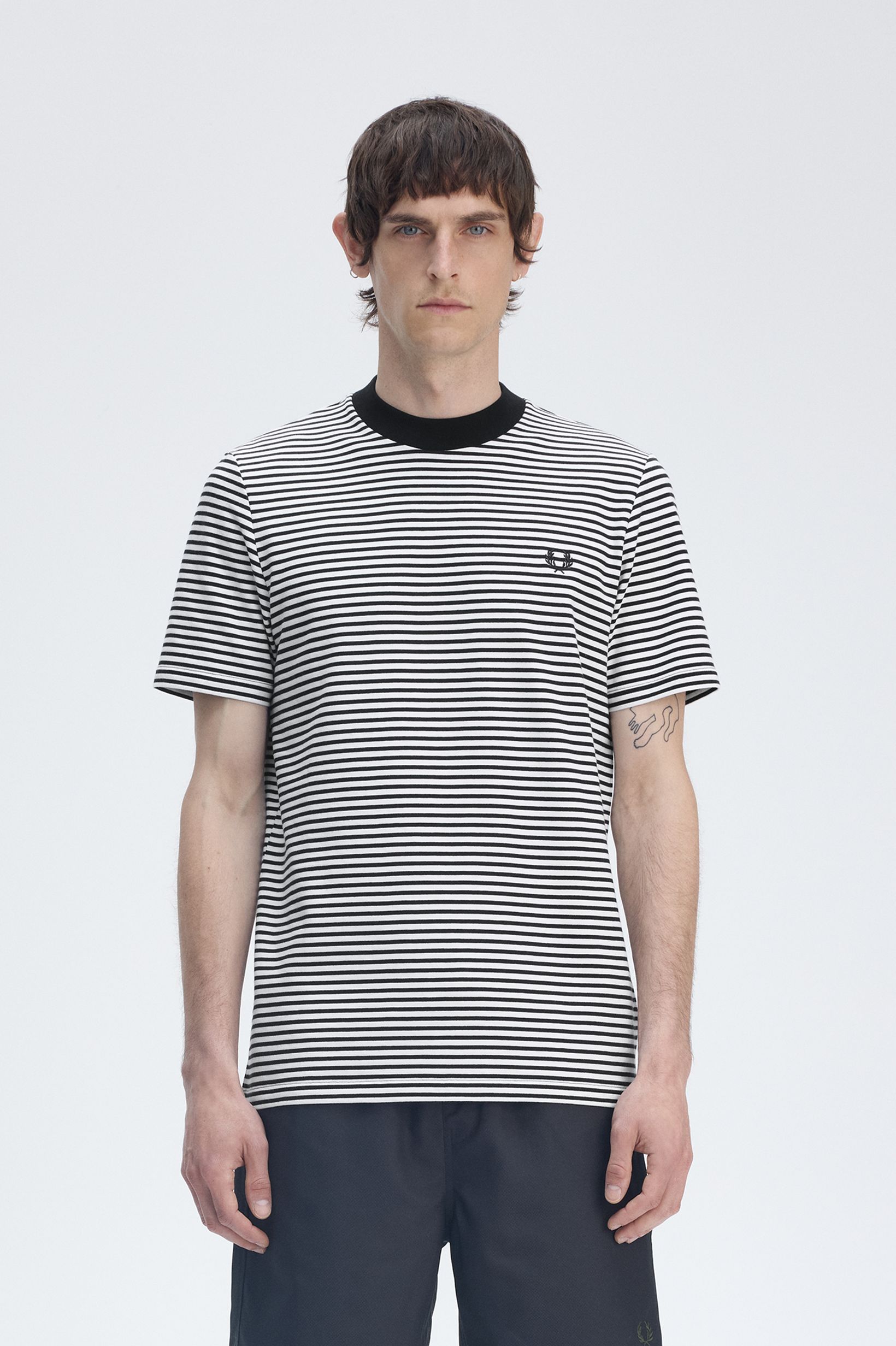 Fred Perry - FINE STRIPE HEAVY WEIGHT TEE - Navy/Snowwhite