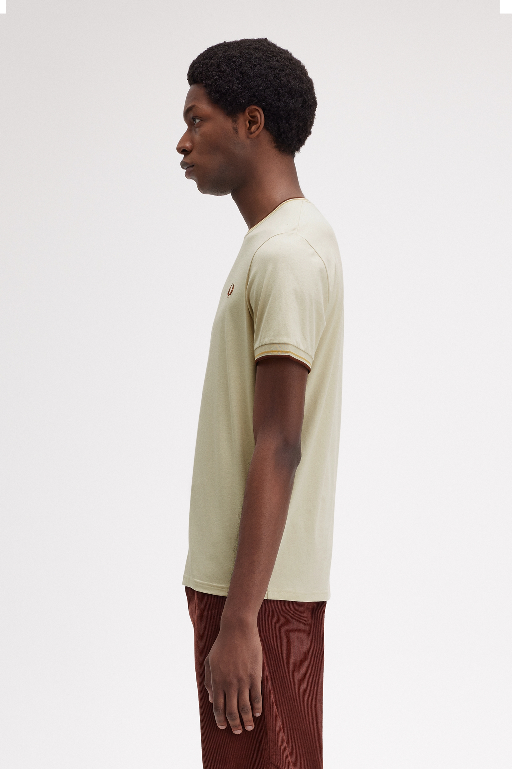 Fred Perry - TWIN TIPPED T-SHIRT - Oatmeal/Honeycomb/Whiskybrown