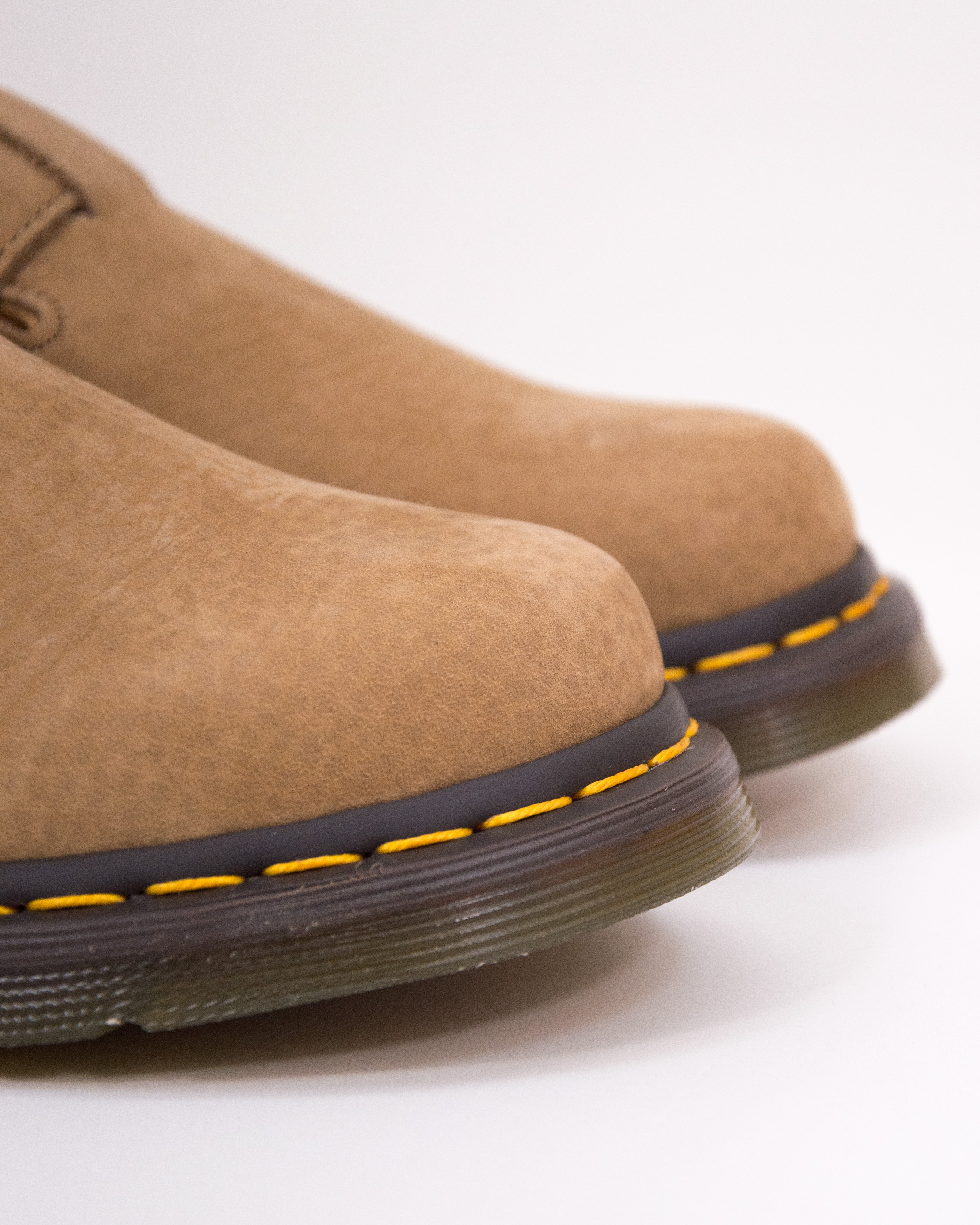 Dr. Martens - Jorge II - Savanna Tan (Tumbled Nubuk)