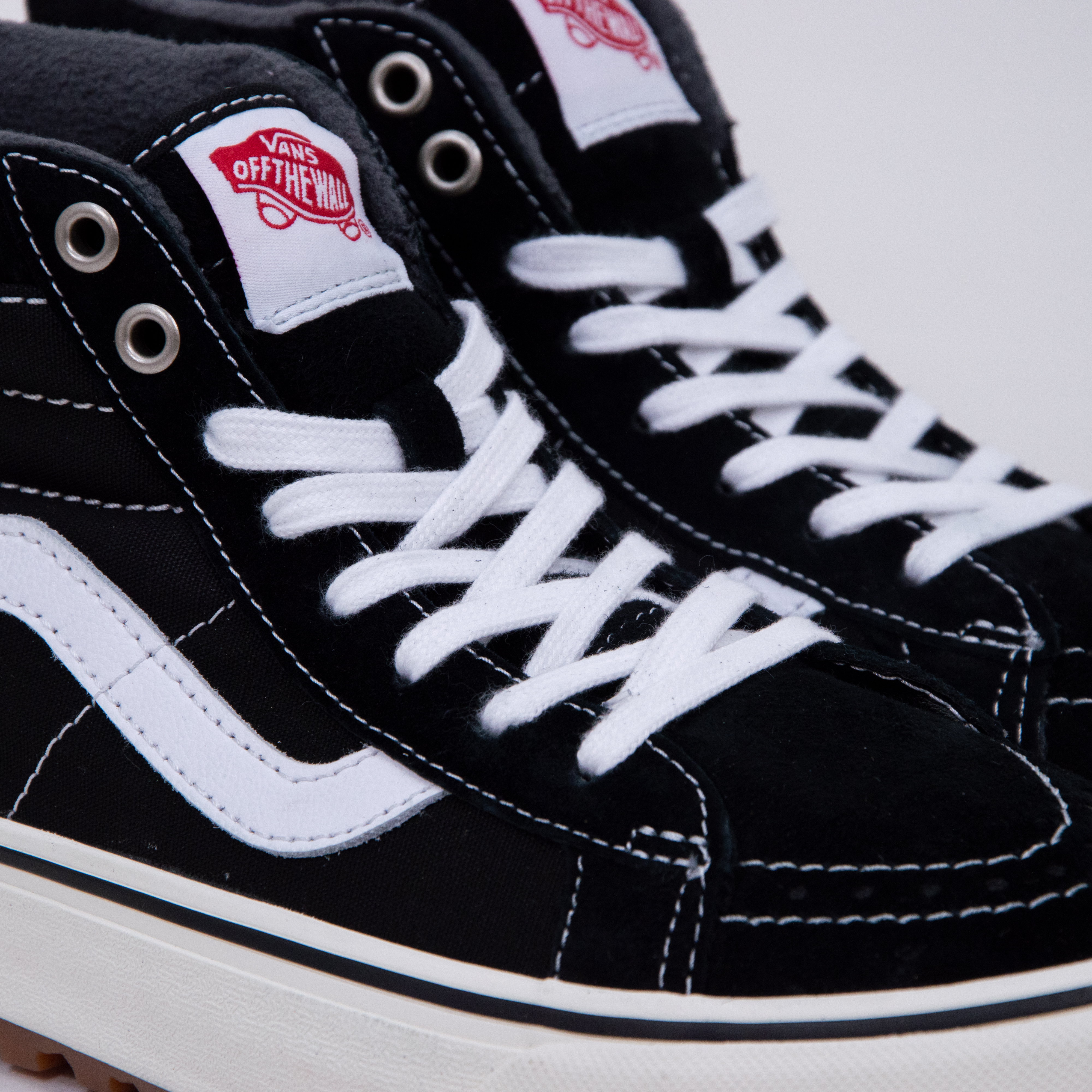 Vans - SK8-HI MTE-1 - Black/True White