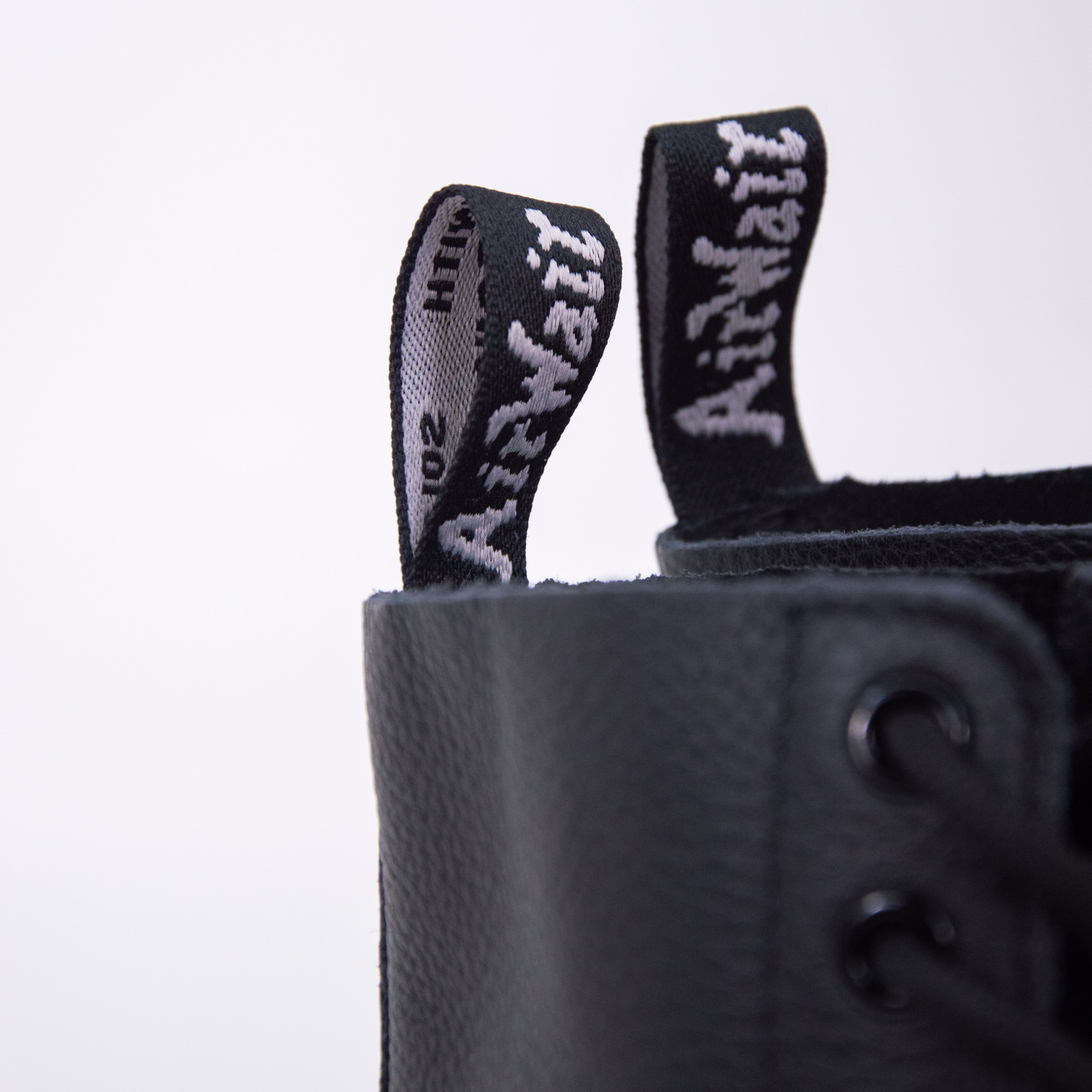 Dr. Martens - 1460 MONO PASCAL - Black Virginia Dr. Martens - 1460 MONO PASCAL - Black Virginia