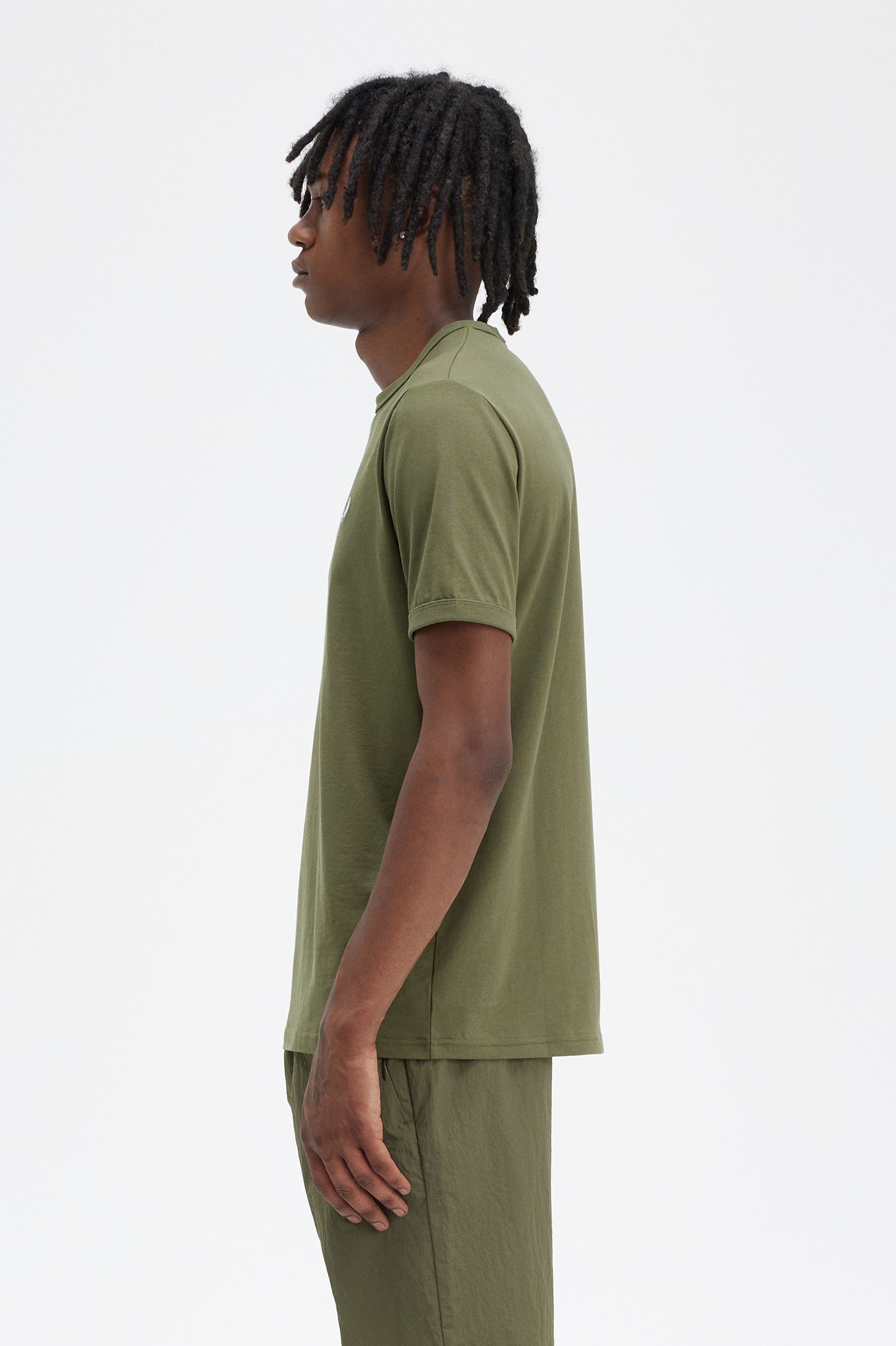 Fred Perry - RINGER T-SHIRT - Uniform Green