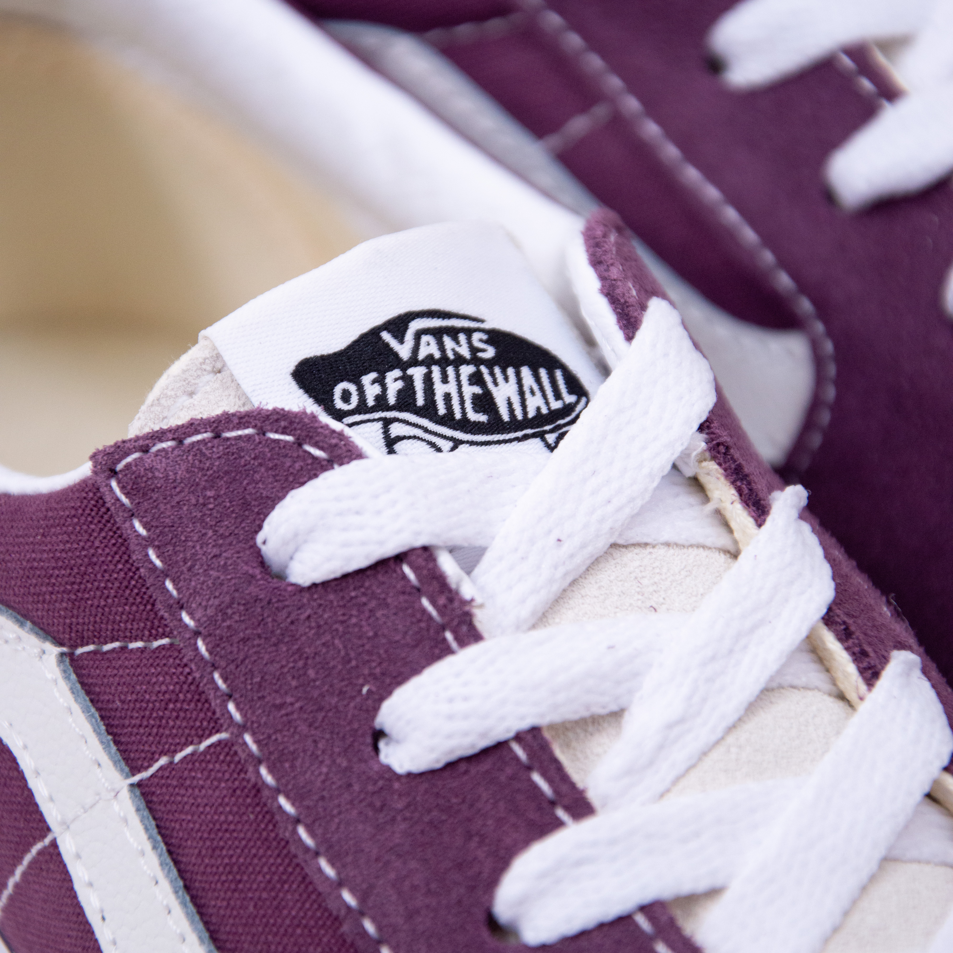 Vans - SK8-LOW - Vacation Casuals Plum Wine Vans - SK8-LOW - Vacation Casuals Plum Wine