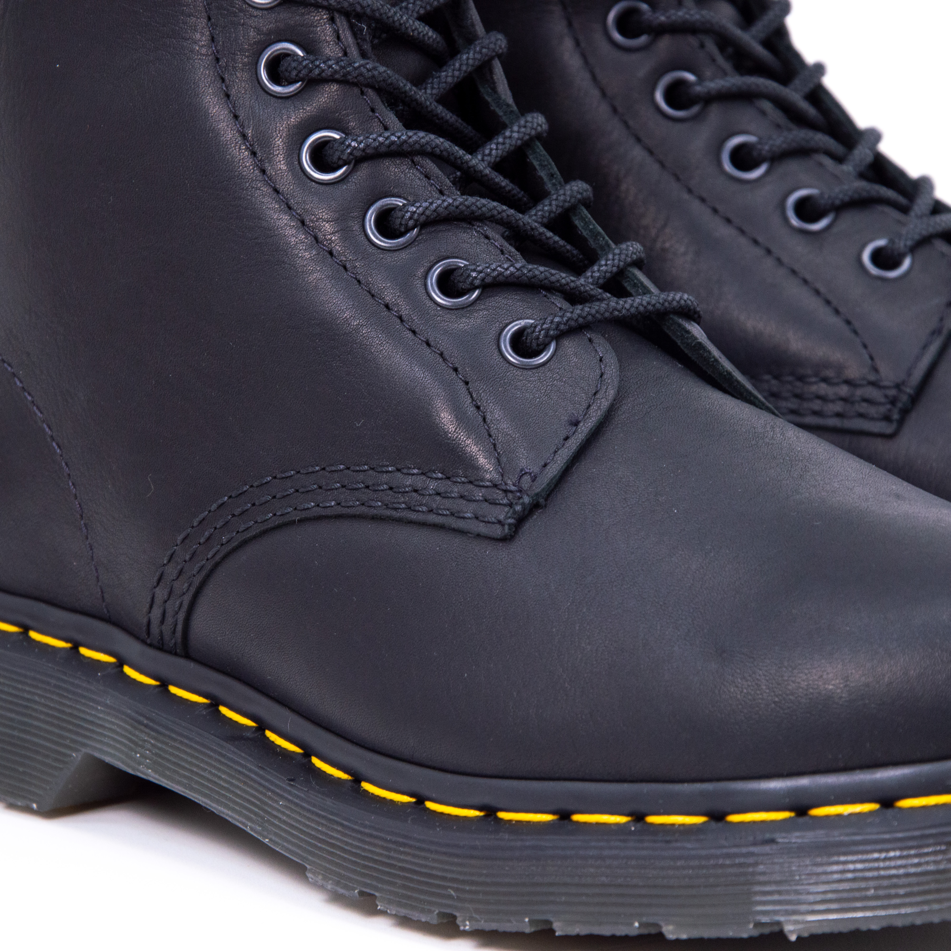 Dr. Martens - 1460 PASCAL - Black Valor WP