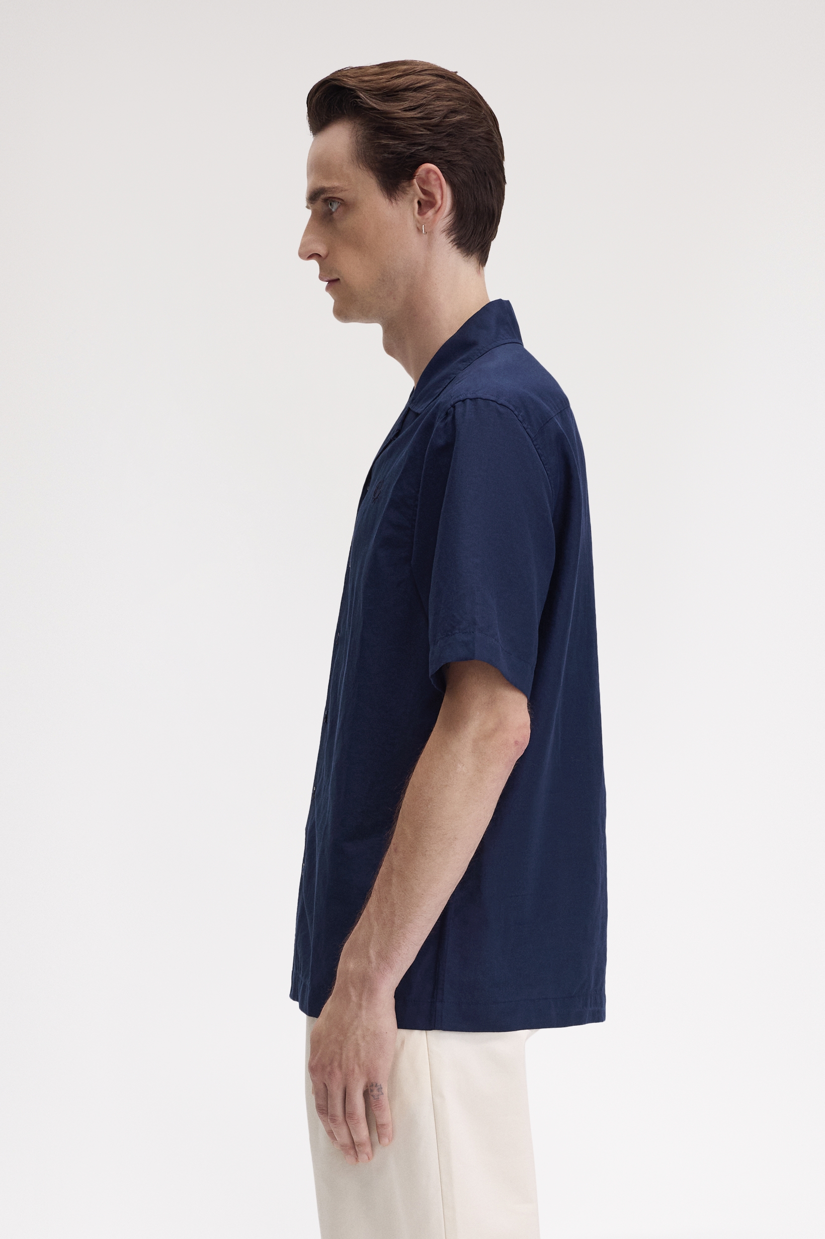 Fred Perry - LINEN BLEND REVERE COLLAR SHIRT - Tennis Blue
