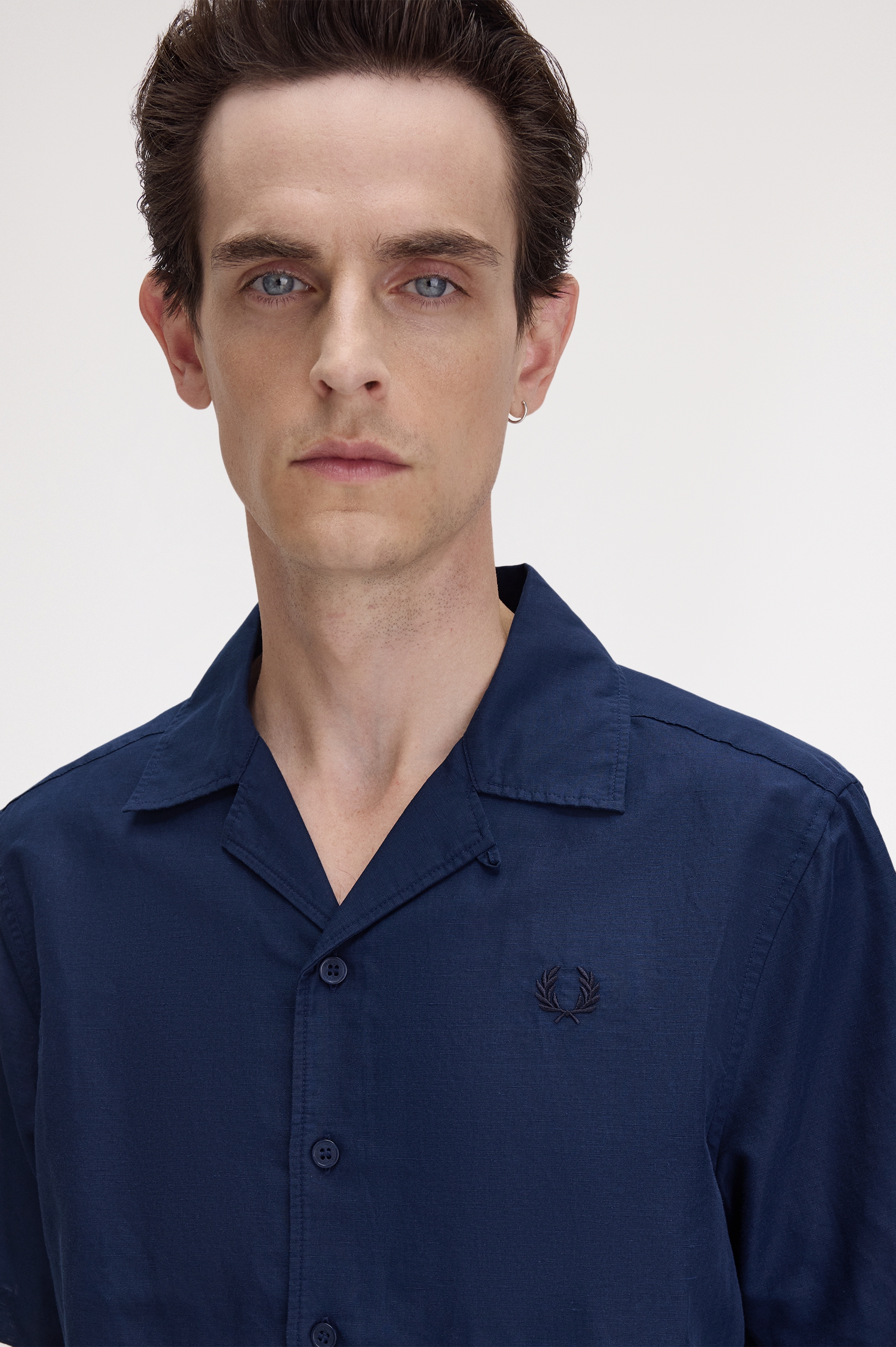 Fred Perry - LINEN BLEND REVERE COLLAR SHIRT - Tennis Blue