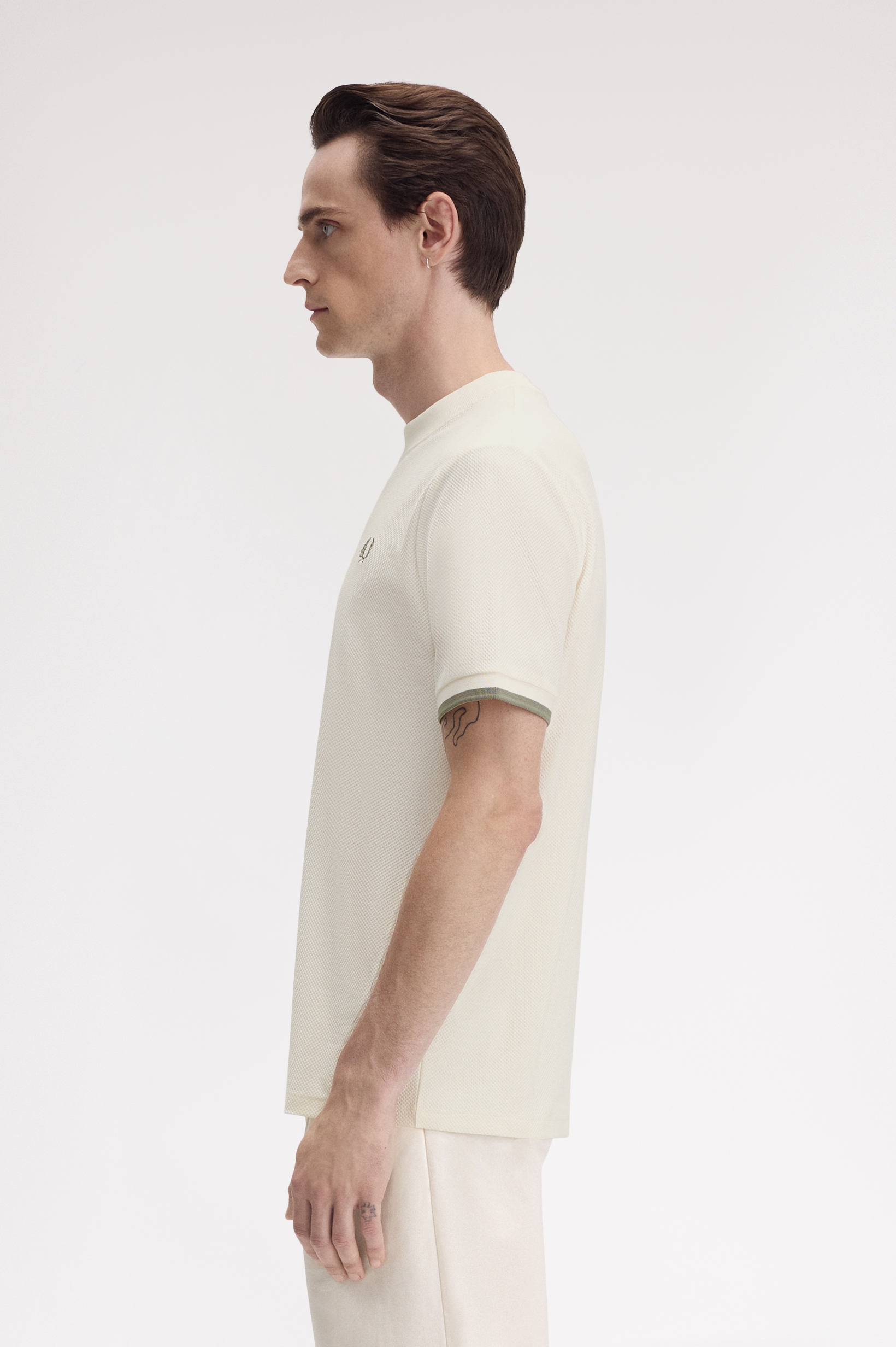 Fred Perry - TIPPED CUFF PIQUE SHIRT - Light Ecru