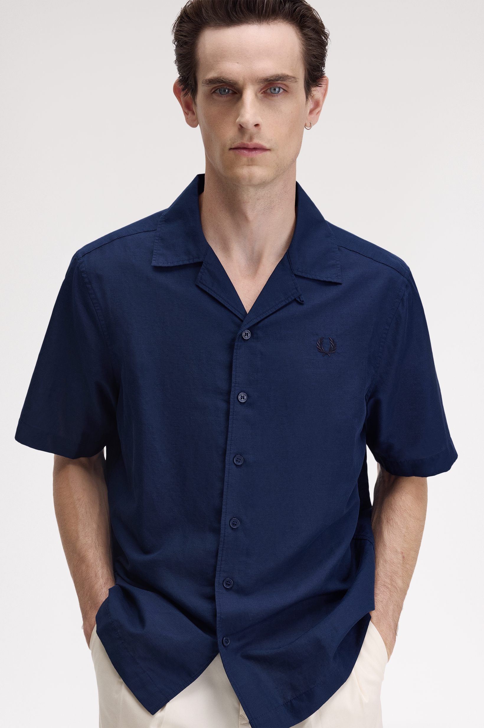 Fred Perry - LINEN BLEND REVERE COLLAR SHIRT - Tennis Blue