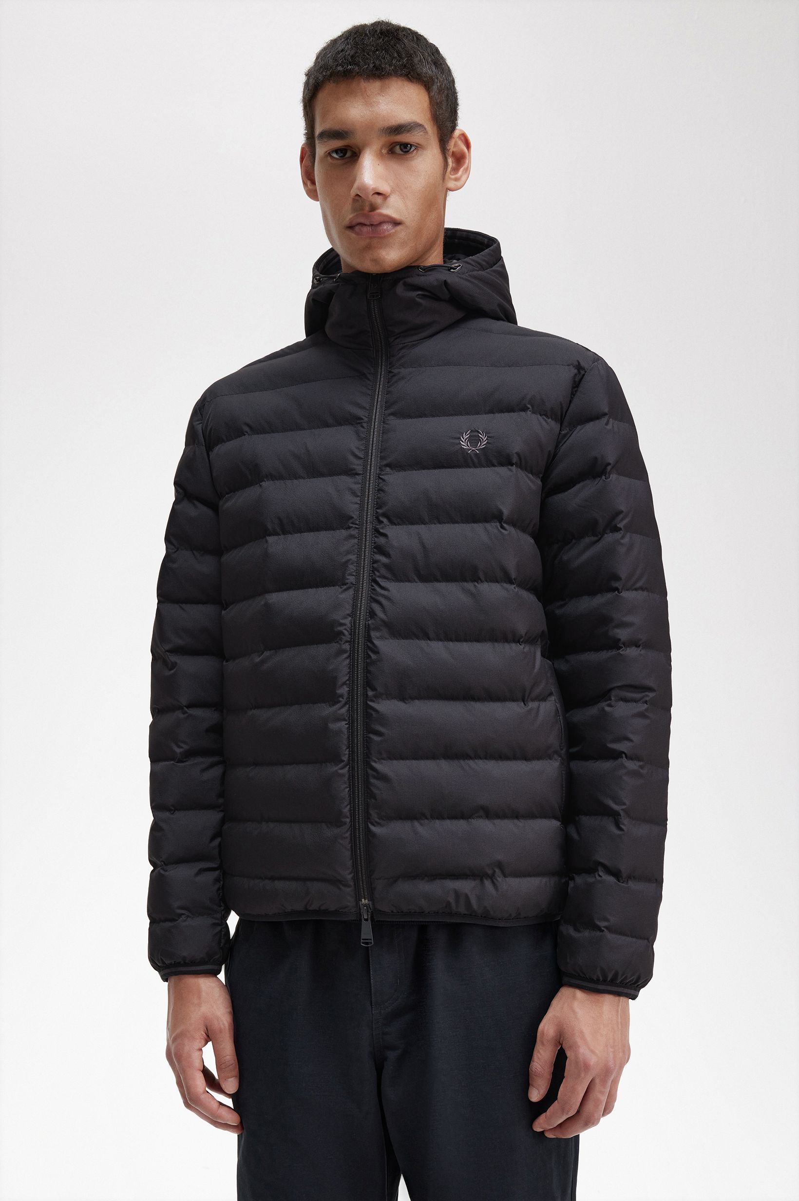 Fred Perry - HOODED INSULATED JACKET - Black
