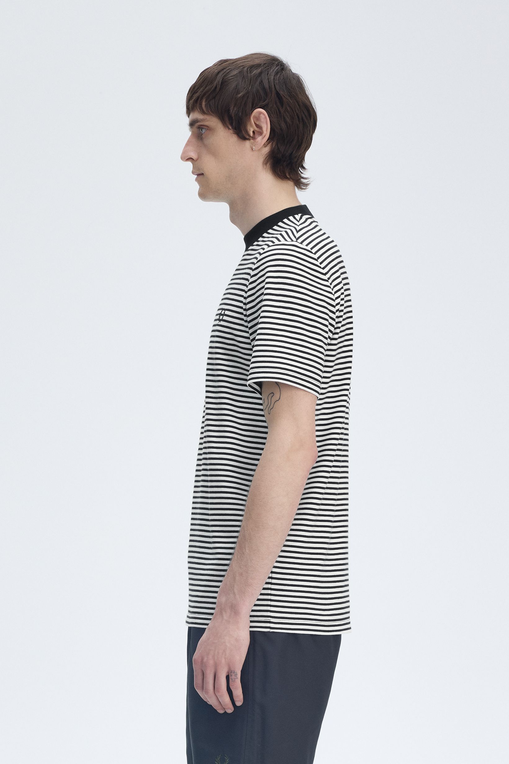 Fred Perry - FINE STRIPE HEAVY WEIGHT TEE - Navy/Snowwhite