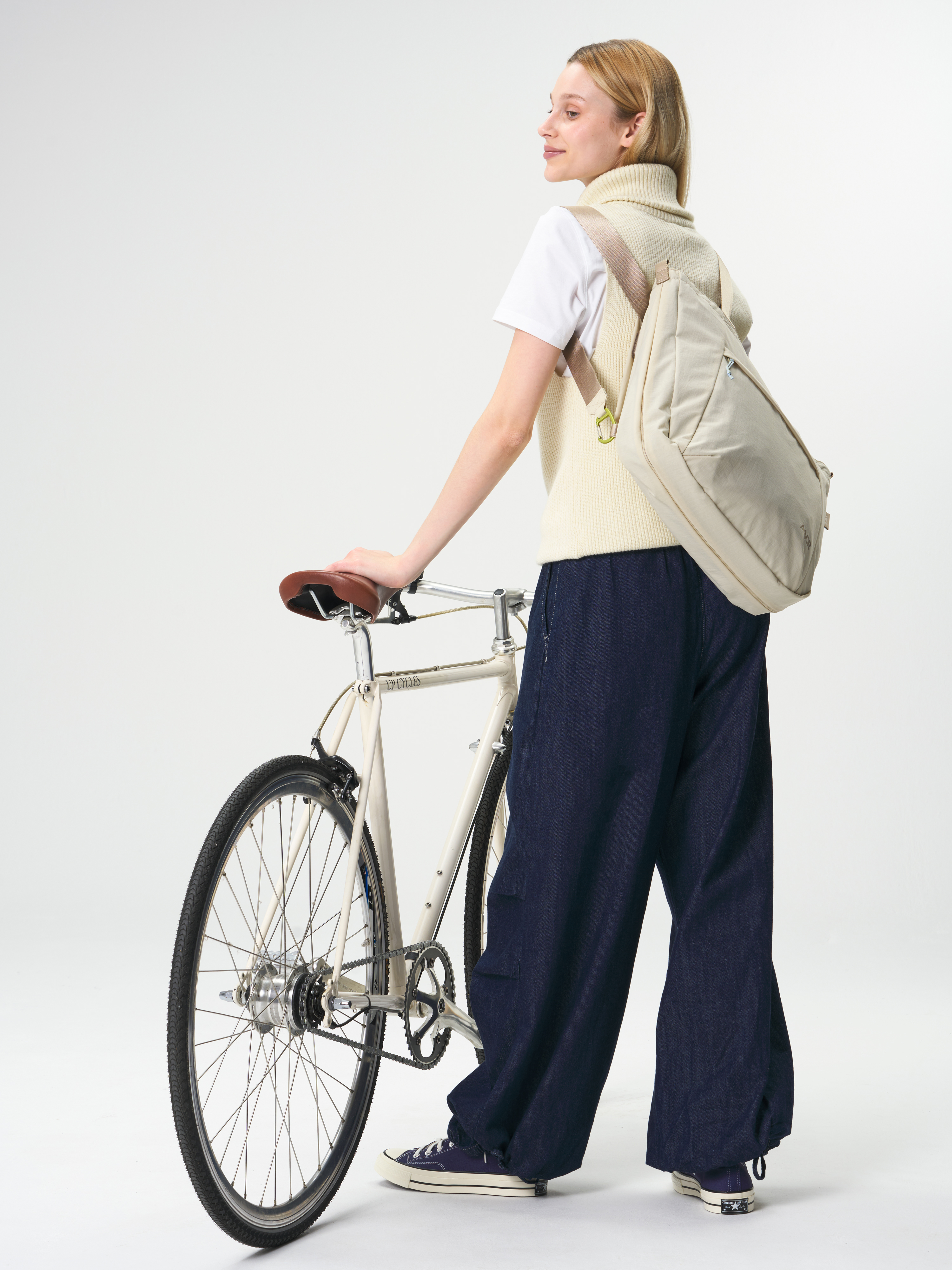 Aevor - BIKE SHOPPER - Off White