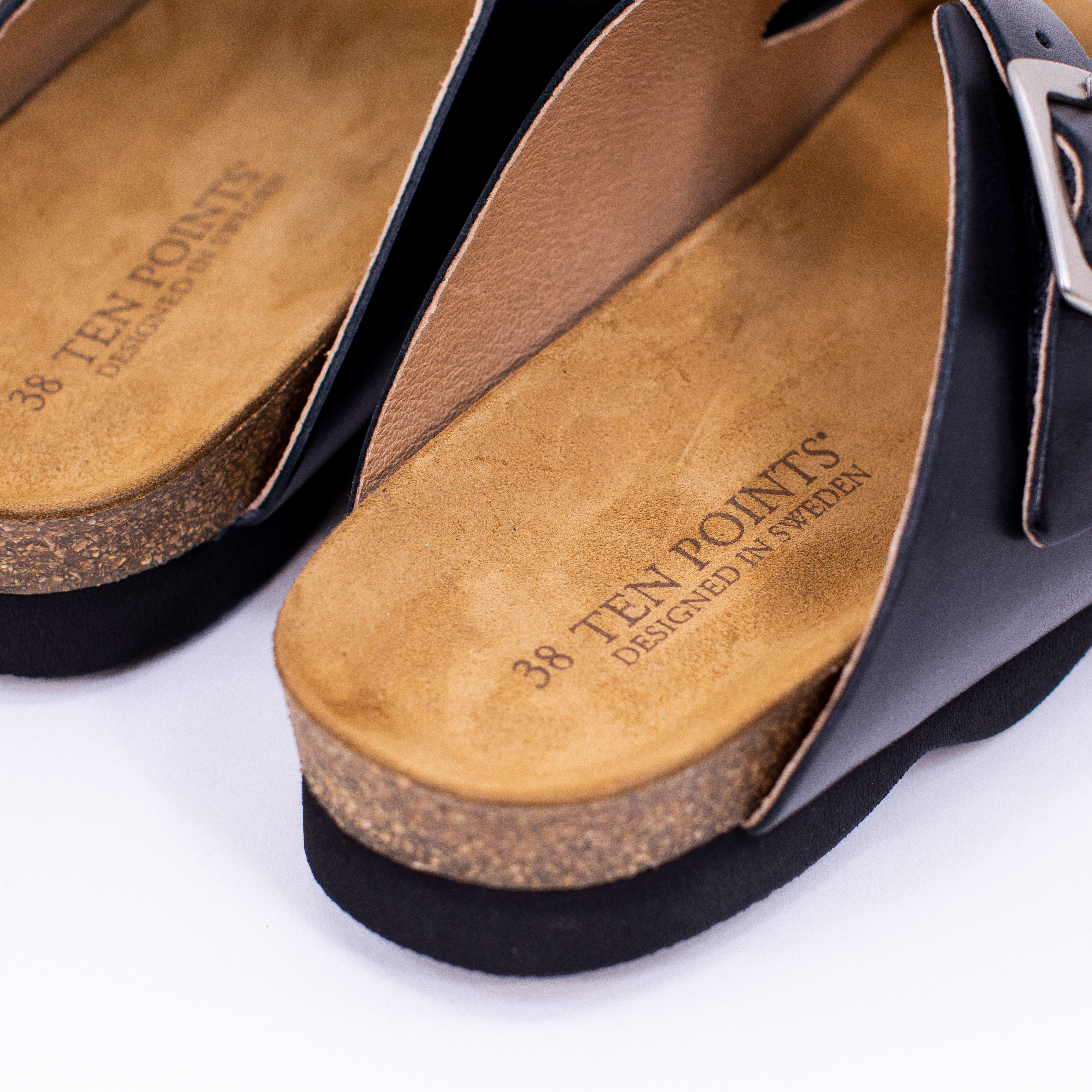 Ten Points - VIVIENNE - Black