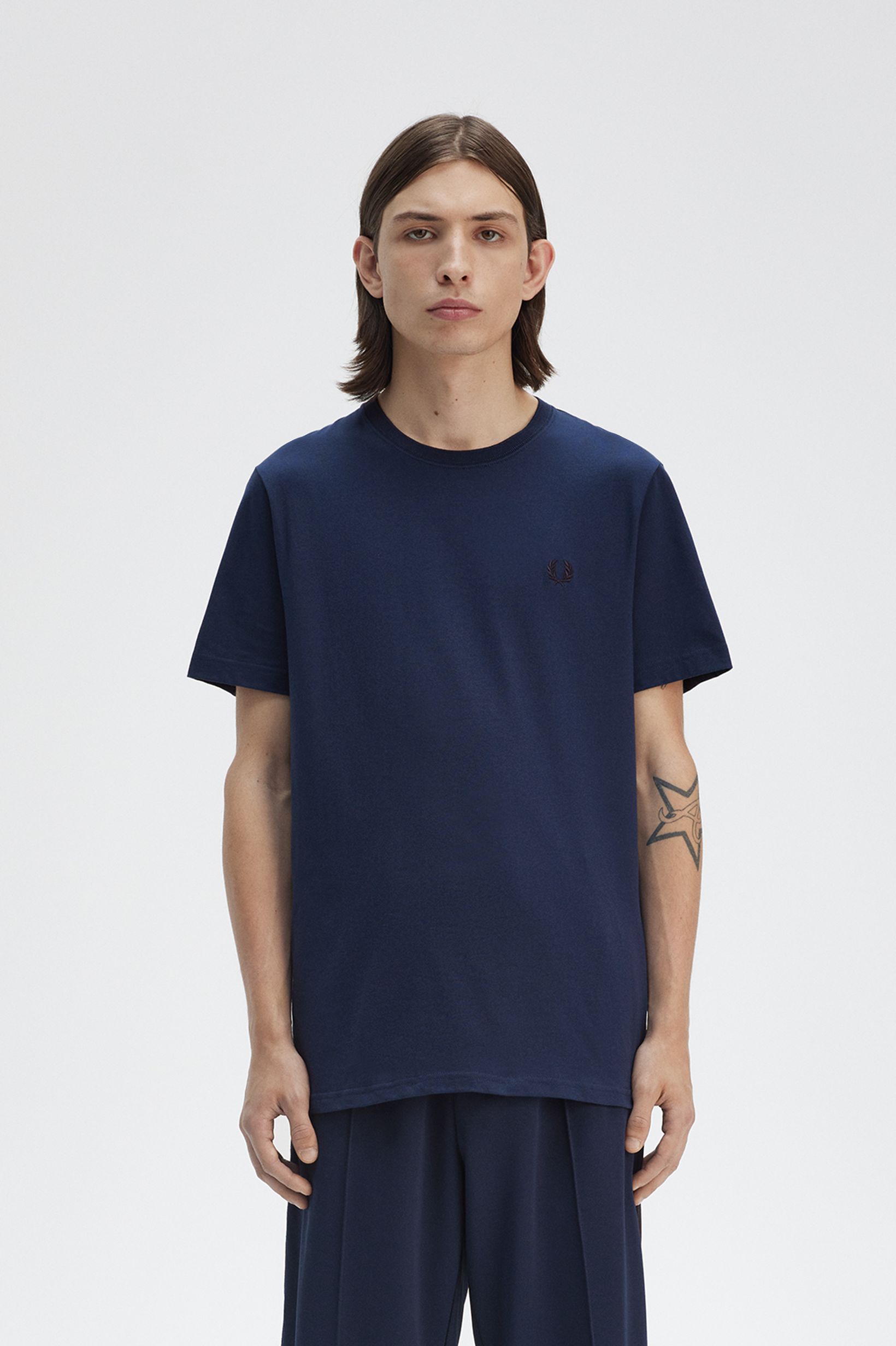 Fred Perry - CREW NECK T-SHIRT (MEN) - Tennis Blue