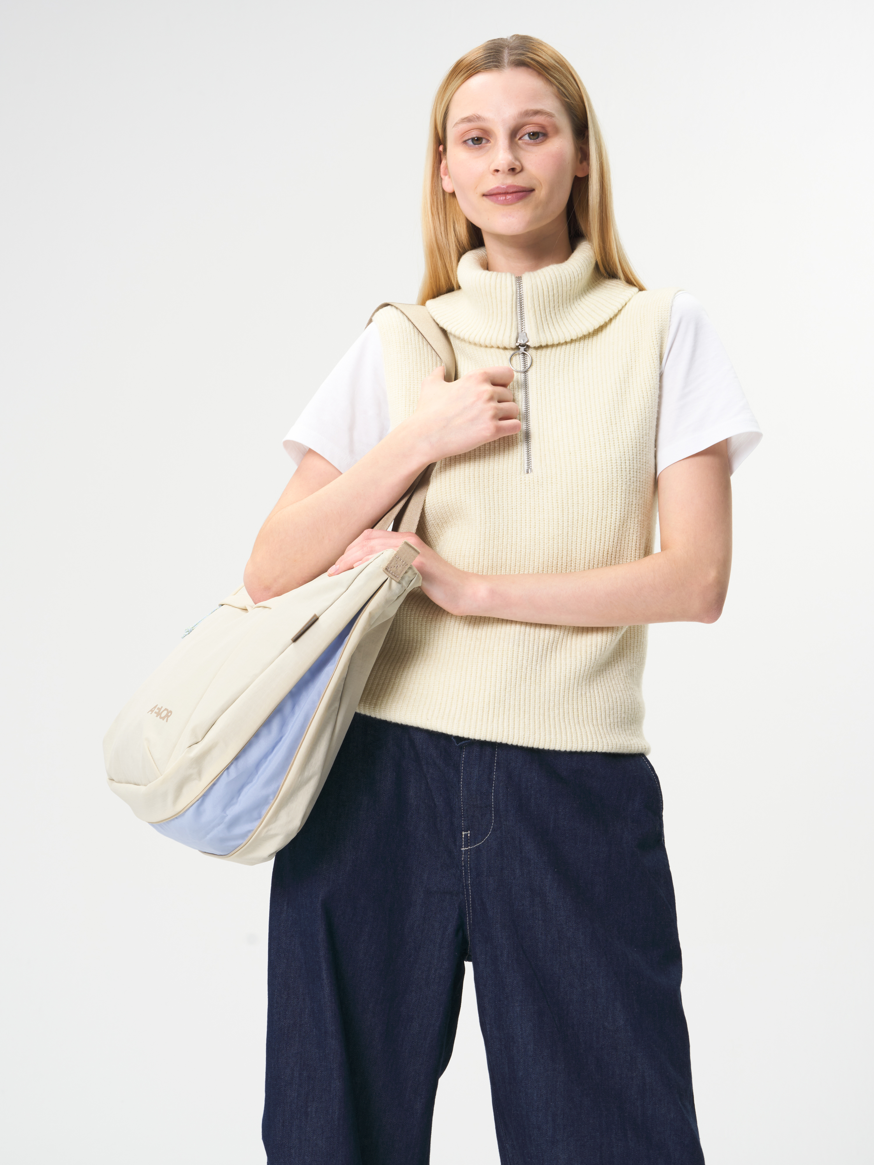 Aevor - BIKE SHOPPER - Off White