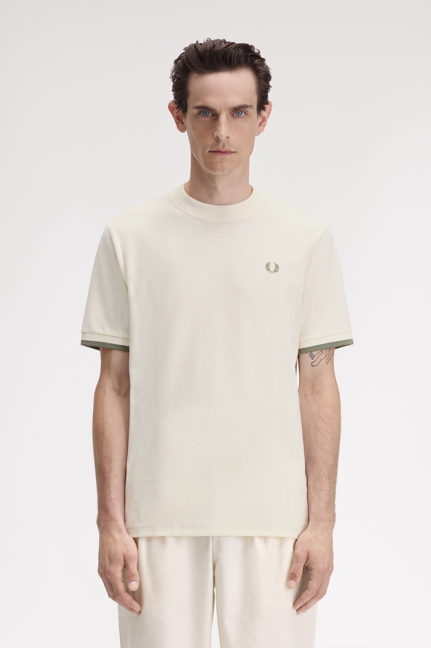 Fred Perry - TIPPED CUFF PIQUE SHIRT - Light Ecru